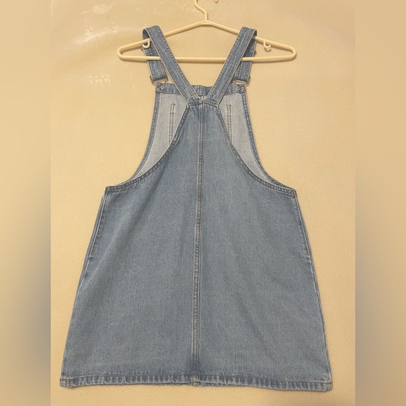 Forever 21 Oversized Overall Dress - Picture 2 of 3